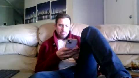Snapshot of fat_dick_brian chatting on February 23, 4:15 pm FATdickBOY online show from February 23, 4:15 pm