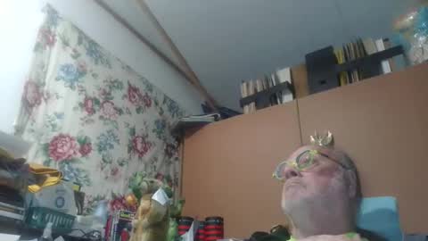 Fred. online show from May 16, 12:40 am