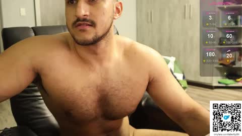 Snapshot of fatherfly001 chatting on September 28, 11:43 pm fatherfly001 online show from September 28, 11:43 pm