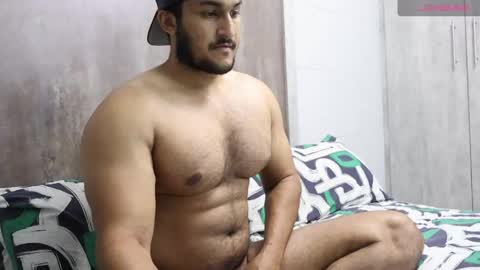 Snapshot of fatherfly001 chatting on May 3, 8:48 pm fatherfly001 online show from May 3, 8:48 pm
