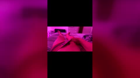 Snapshot of fatportuguesecock chatting on June 8, 10:04 am fatportuguesecock online show from June 8, 10:04 am