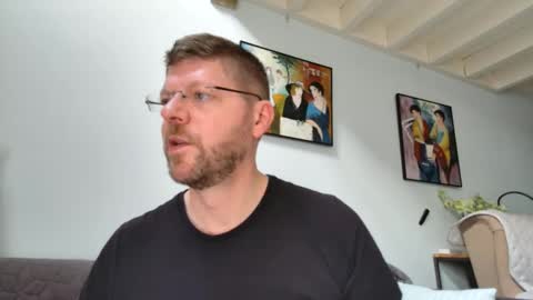 Snapshot of fattenmenow chatting on December 7, 12:24 pm fattenmenow online show from December 7, 12:24 pm