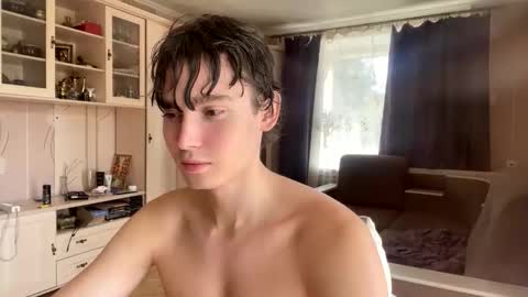 Snapshot of faustfrost chatting on September 12, 11:21 am Faust online show from September 12, 11:21 am