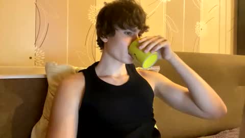 Snapshot of faustfrost chatting on September 16, 5:14 pm Faust online show from September 16, 5:14 pm