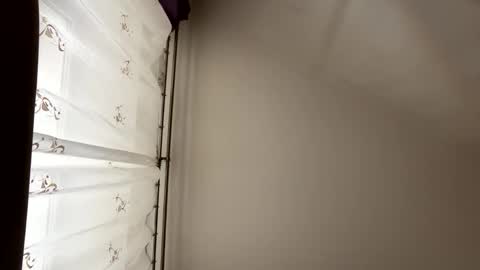 Snapshot of faustfrost chatting on October 6, 11:40 am Faust online show from October 6, 11:40 am