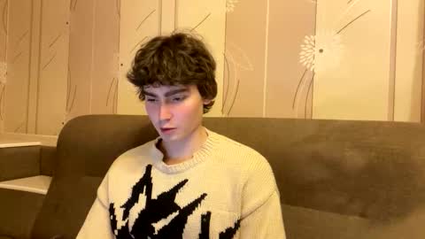 Snapshot of faustfrost chatting on October 9, 4:27 pm Faust online show from October 9, 4:27 pm