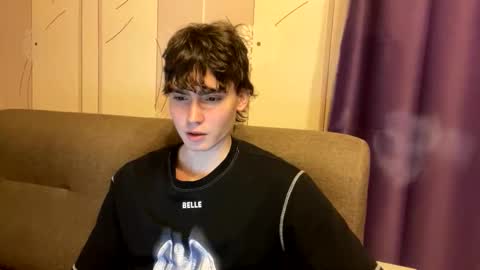 Snapshot of faustfrost chatting on November 19, 1:33 pm Faust online show from November 19, 1:33 pm