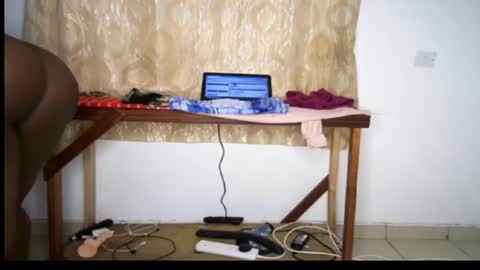 Snapshot of favgal chatting on July 17, 5:47 am favgal online show from July 17, 5:47 am