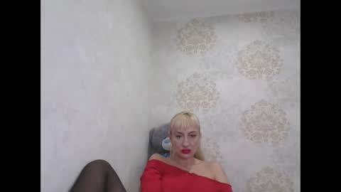 favorite_angel online show from January 18, 2:03 am