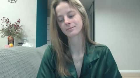 Snapshot of favoriteyour chatting on January 14, 5:35 am favoriteyour online show from January 14, 5:35 am