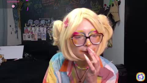 Snapshot of fay_abby chatting on October 19, 12:33 am fay abby online show from October 19, 12:33 am