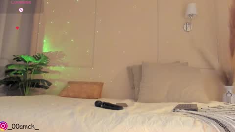 Snapshot of fay_miller2 chatting on November 2, 11:51 pm welcome to my world online show from November 2, 11:51 pm