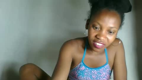 fayence09 online show from October 12, 9:47 pm