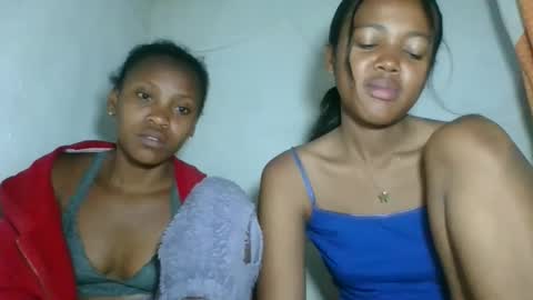 fayence09 online show from November 26, 11:28 pm