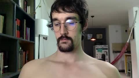 Snapshot of fazzbinderx chatting on October 15, 3:50 am fazzbinder online show from October 15, 3:50 am