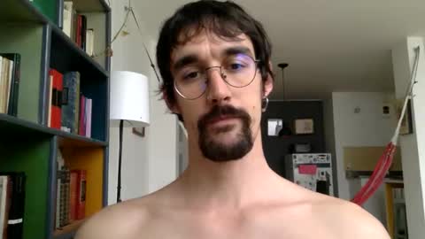 Snapshot of fazzbinderx chatting on October 19, 10:10 pm fazzbinder online show from October 19, 10:10 pm