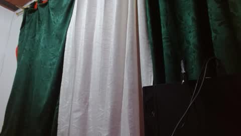 fcpruevas online show from February 11, 2:27 am