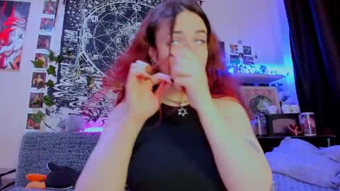 Diva online show from June 6, 2:27 am