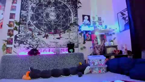 Diva online show from July 13, 2:47 am