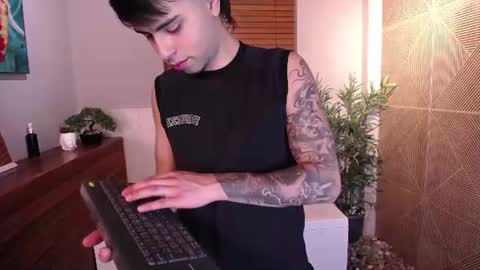 Fede online show from July 28, 4:08 am