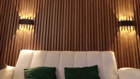 Feelena online show from November 20, 5:23 pm