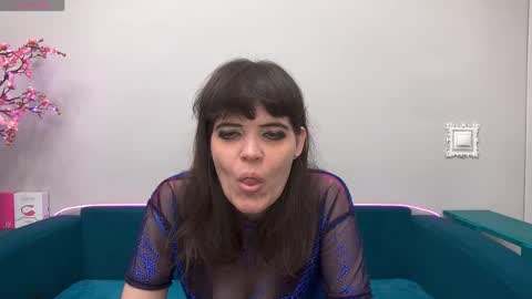 Laura online show from May 3, 8:53 am