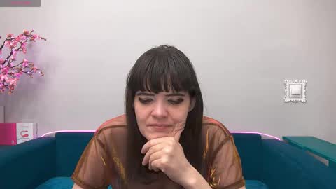 Laura online show from May 8, 11:21 pm