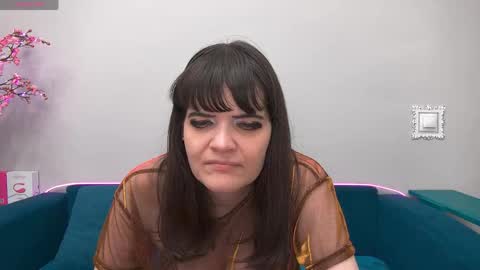 Laura online show from May 10, 3:01 am