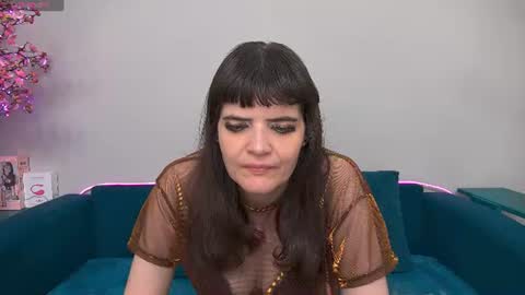 Laura online show from July 15, 9:53 pm