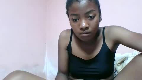 felice364342 online show from April 25, 5:10 pm