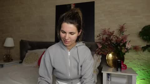 FeliciaKrige online show from May 3, 7:53 pm