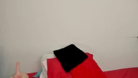 Snapshot of felina_ardiente chatting on October 4, 2:26 pm felina_ardiente online show from October 4, 2:26 pm