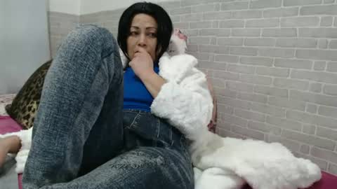 Snapshot of felina_hot chatting on June 21, 3:42 am Felina Hot online show from June 21, 3:42 am
