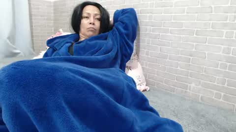 Snapshot of felina_hot chatting on July 11, 5:10 am Felina Hot online show from July 11, 5:10 am