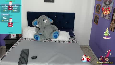 felina online show from December 28, 5:25 pm