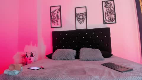 felina online show from June 2, 4:53 pm