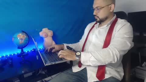 FELIPE QUIROZ online show from September 18, 11:56 am