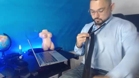 FELIPE QUIROZ online show from September 19, 12:06 pm