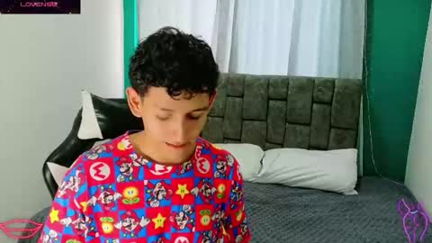 felipehotgonzalez online show from January 18, 12:31 pm