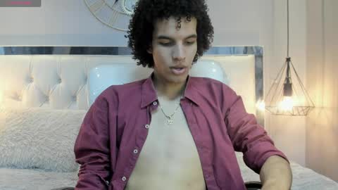 Snapshot of felix_haze chatting on May 14, 6:37 pm FELIPE online show from May 14, 6:37 pm