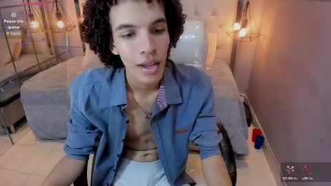 Snapshot of felix_haze chatting on May 28, 6:05 pm FELIPE online show from May 28, 6:05 pm