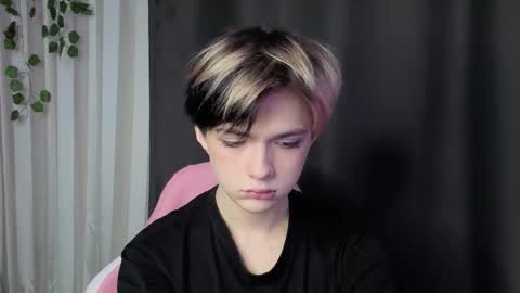 Fix m3 Flelix online show from February 16, 12:45 pm