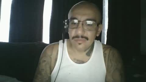 felixrlarios25 online show from May 3, 4:24 pm
