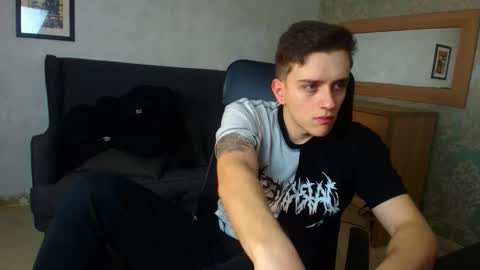 Snapshot of felixstark chatting on December 4, 4:55 am FelixStark online show from December 4, 4:55 am