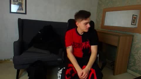 Snapshot of felixstark chatting on December 5, 5:05 am FelixStark online show from December 5, 5:05 am