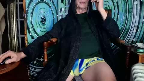 Snapshot of fellatioauto chatting on January 13, 9:31 pm hungnsexy online show from January 13, 9:31 pm
