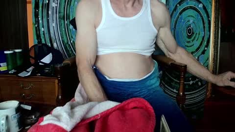 Snapshot of fellatioauto chatting on January 26, 5:23 am hungnsexy online show from January 26, 5:23 am