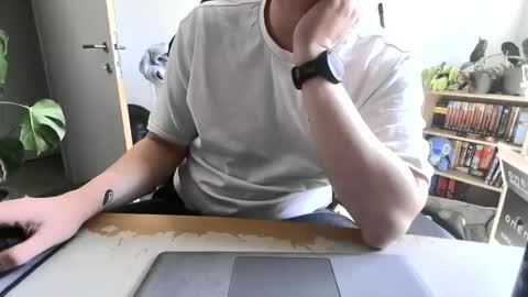 Snapshot of fem_alice_louis_dom chatting on April 23, 11:53 am fem_alice_louis_dom online show from April 23, 11:53 am