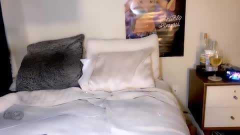 this is justice tricia a bigelow. she was fucking my husband tom girardi online show from January 12, 7:53 am