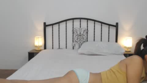 kaylee online show from February 8, 5:51 am